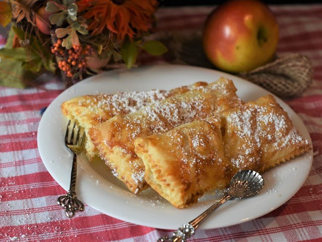 Air Fryer Apple Pie
