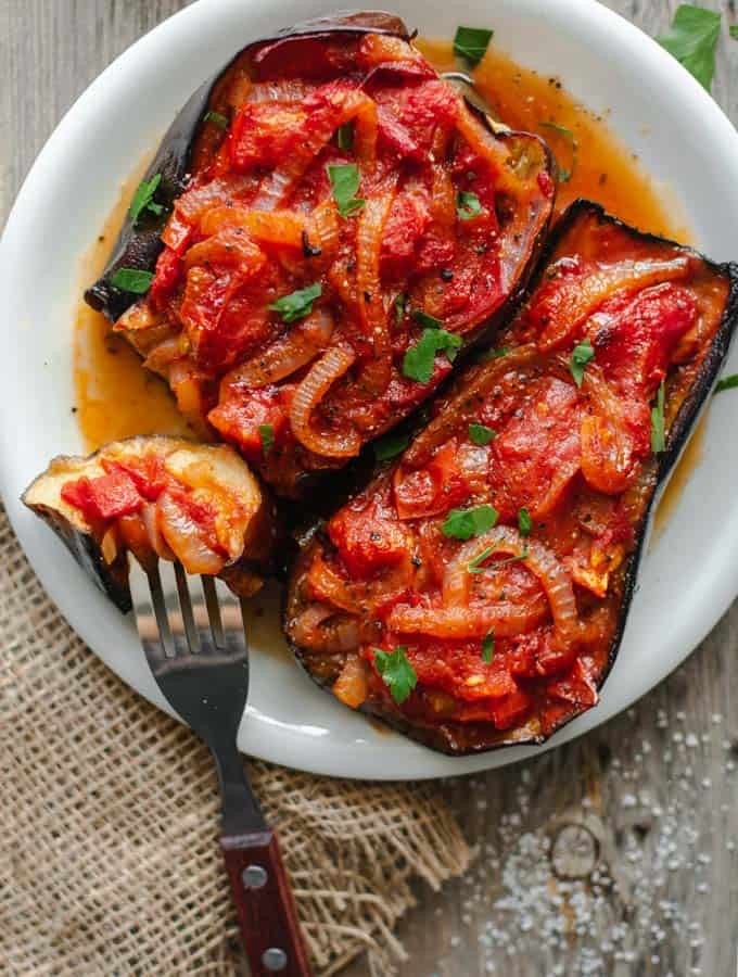 Baked Eggplant With Tomatoes
