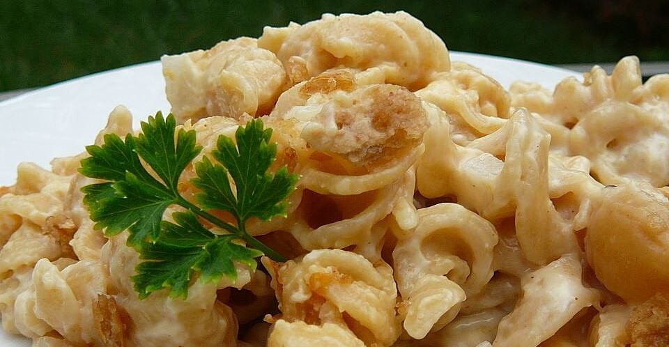 Easy Pleasy Mac N Cheesy - US Navy Style
