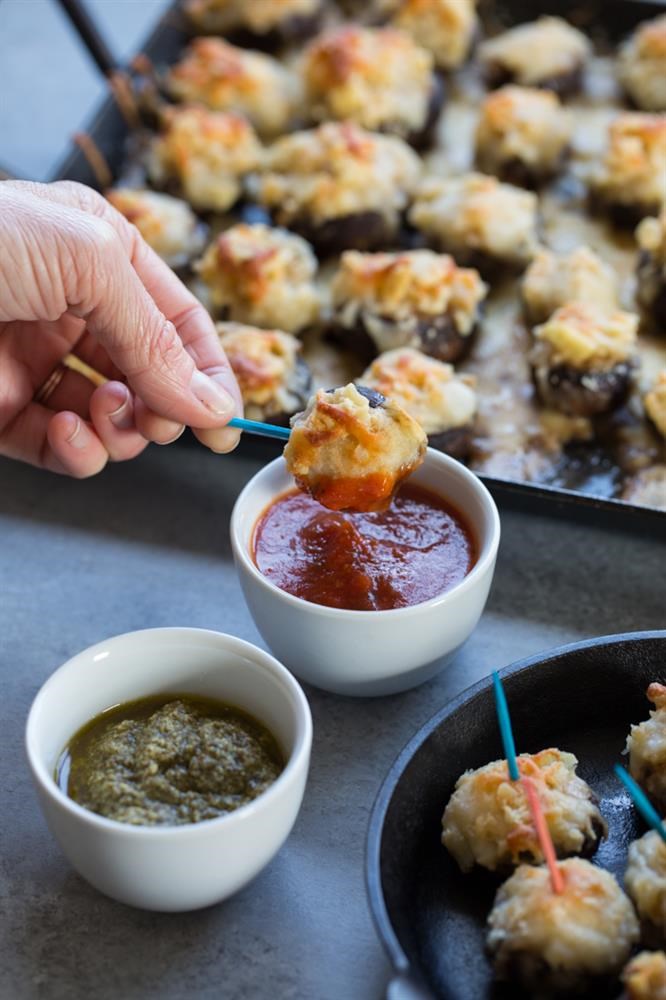 Garlic Parmesan Stuffed Mushrooms
