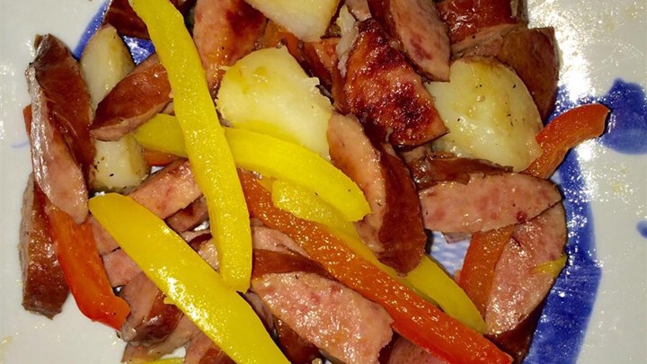 Kielbasa with Peppers and Potatoes
