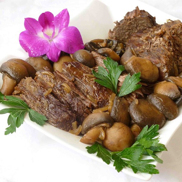 Mushroom Slow Cooker Roast Beef
