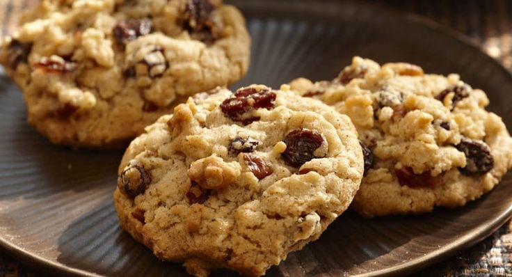 Oatmeal Raisin Cookies
