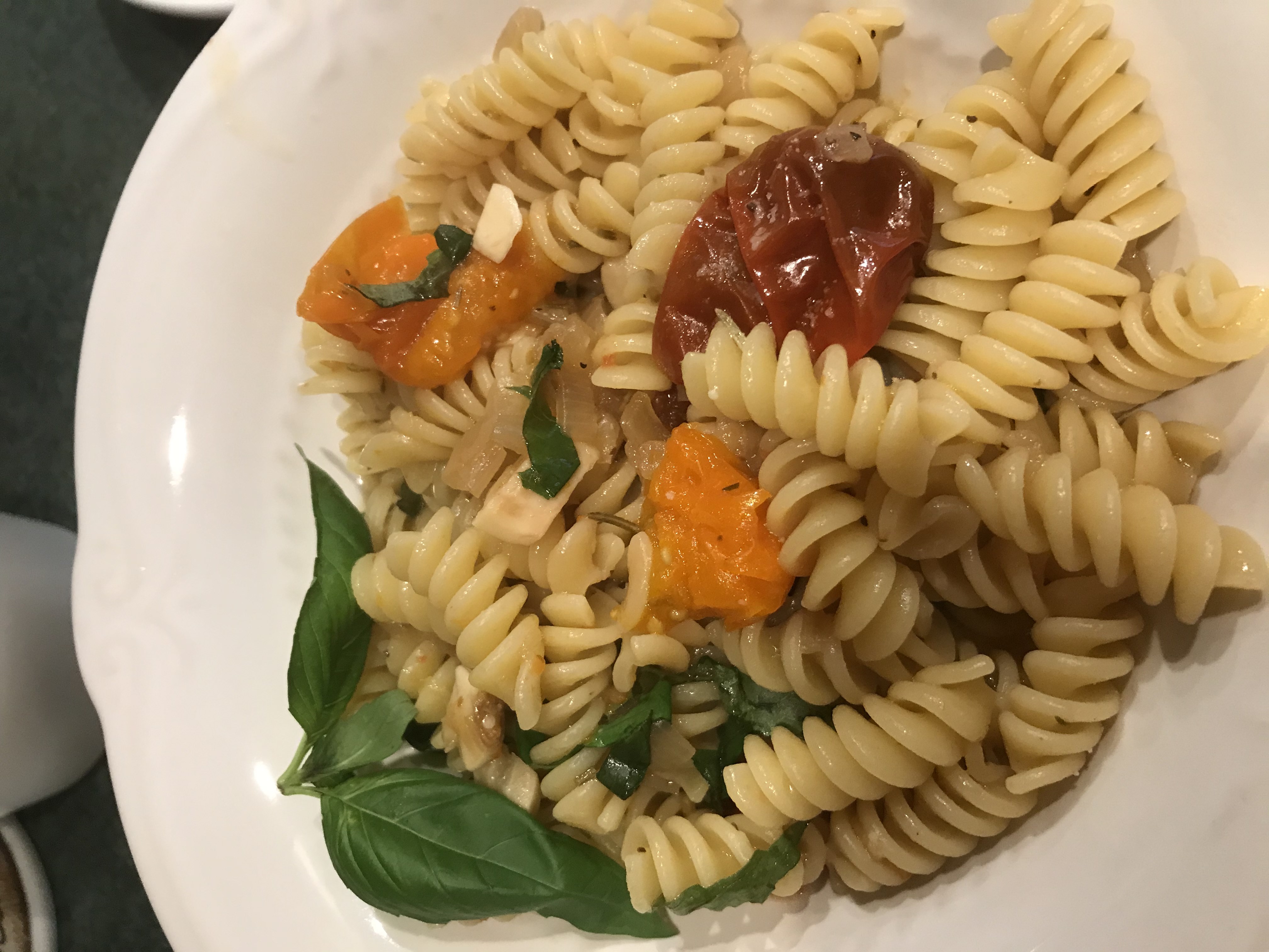 Pasta with Heirloom Tomatoes and Shallots

