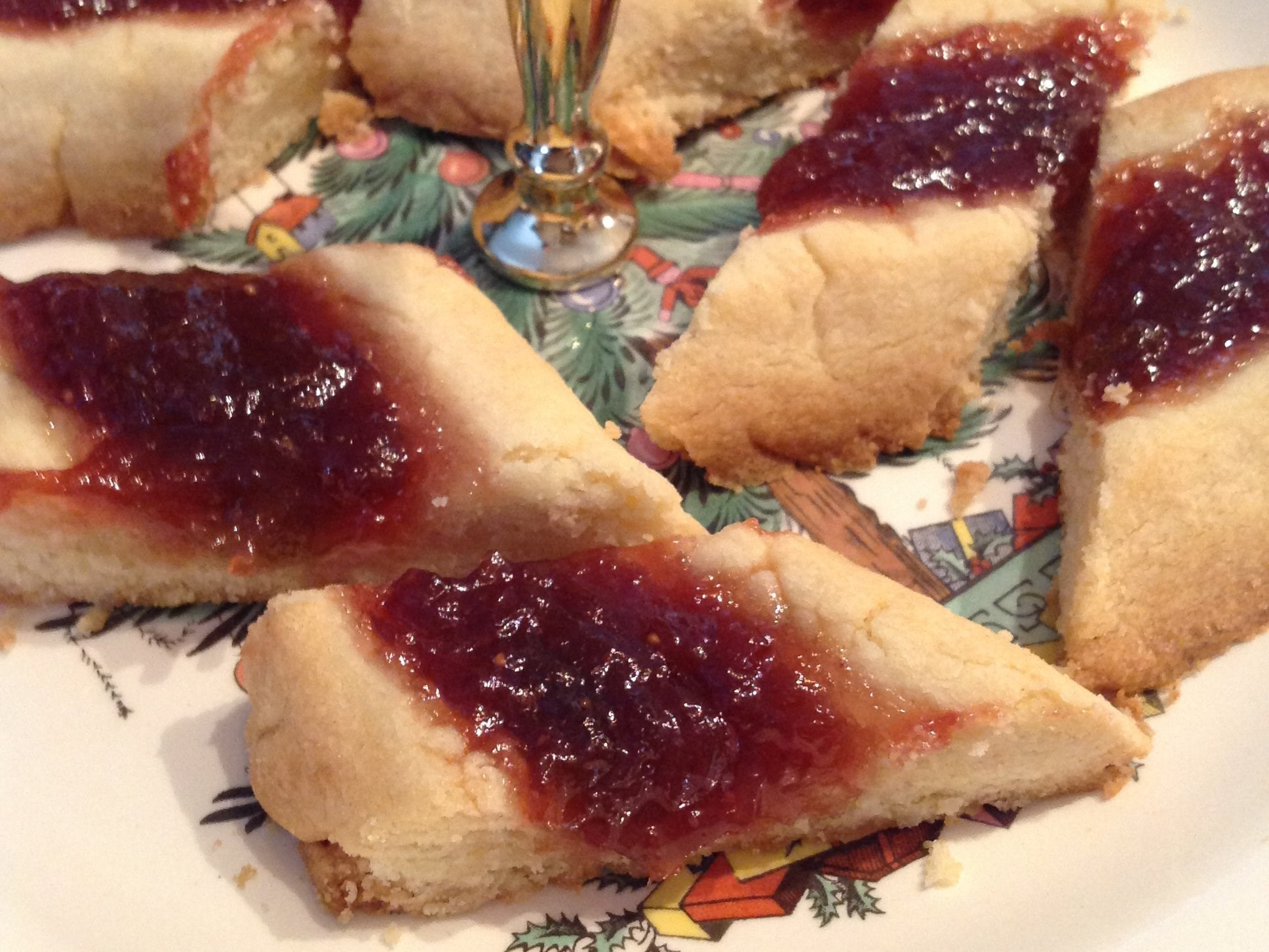 Shortbread Jelly Cookies
