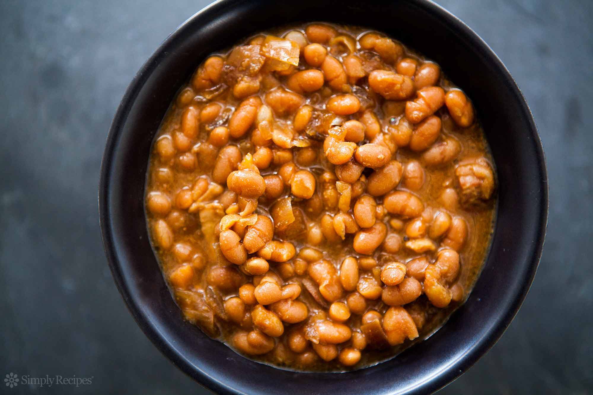 Slow Cooked Boston Baked Beans
