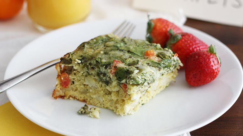 Slow-Cooker Cheesy Spinach Breakfast Casserole
