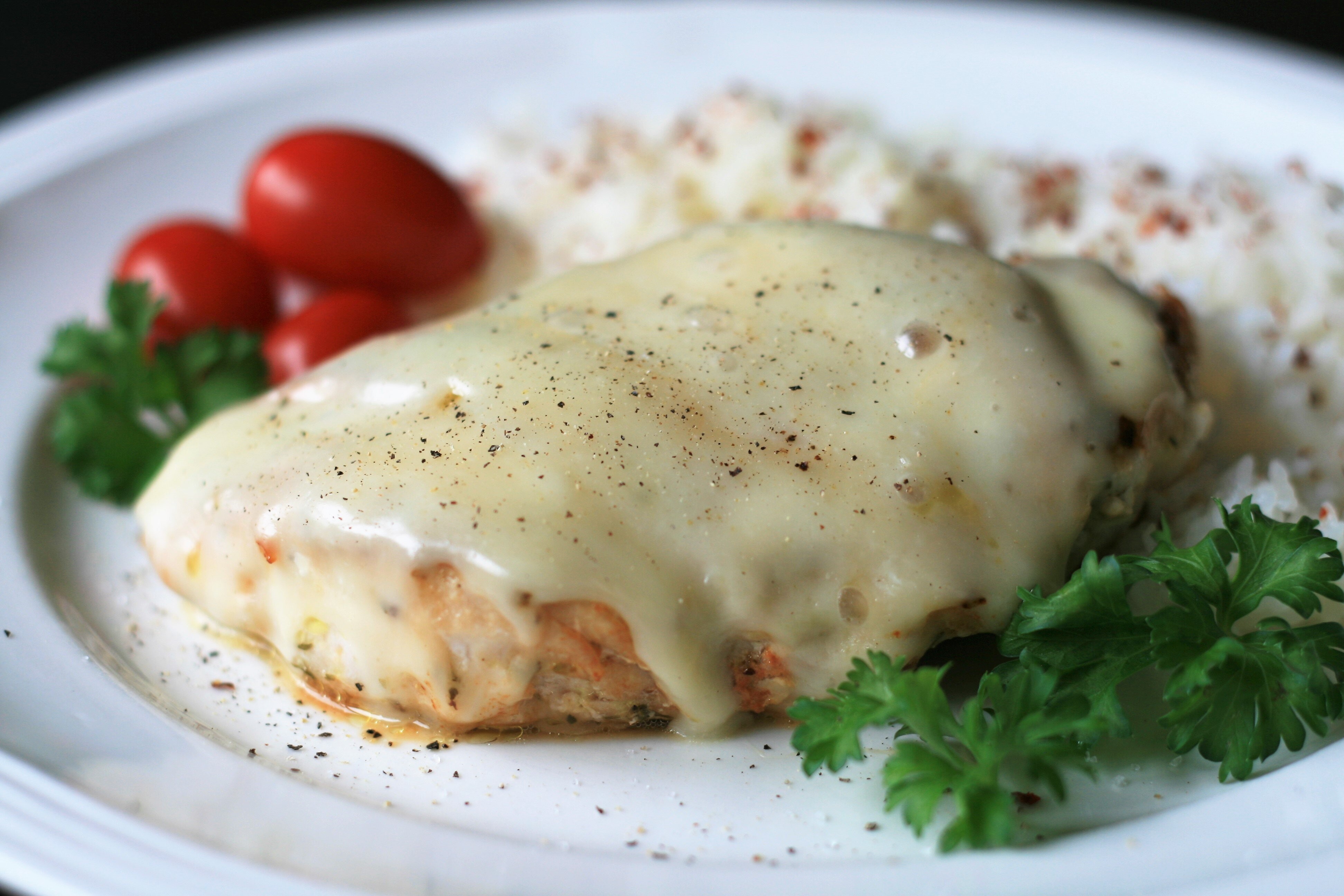 Smoked Mozzarella Skillet Chicken

