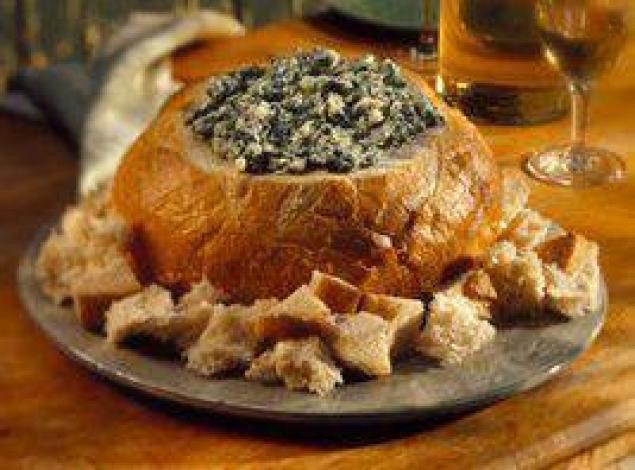 Spinach Dip & Bread
