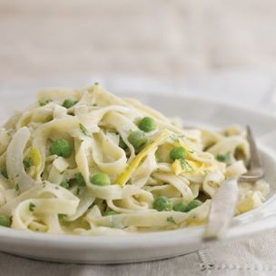 Tagliatelle with Leeks and Peas
