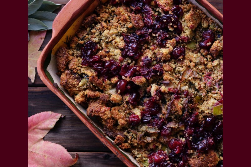 Thanksgiving Challah-Day Stuffing
