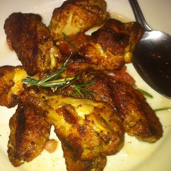 Tuscan Chicken Wings
