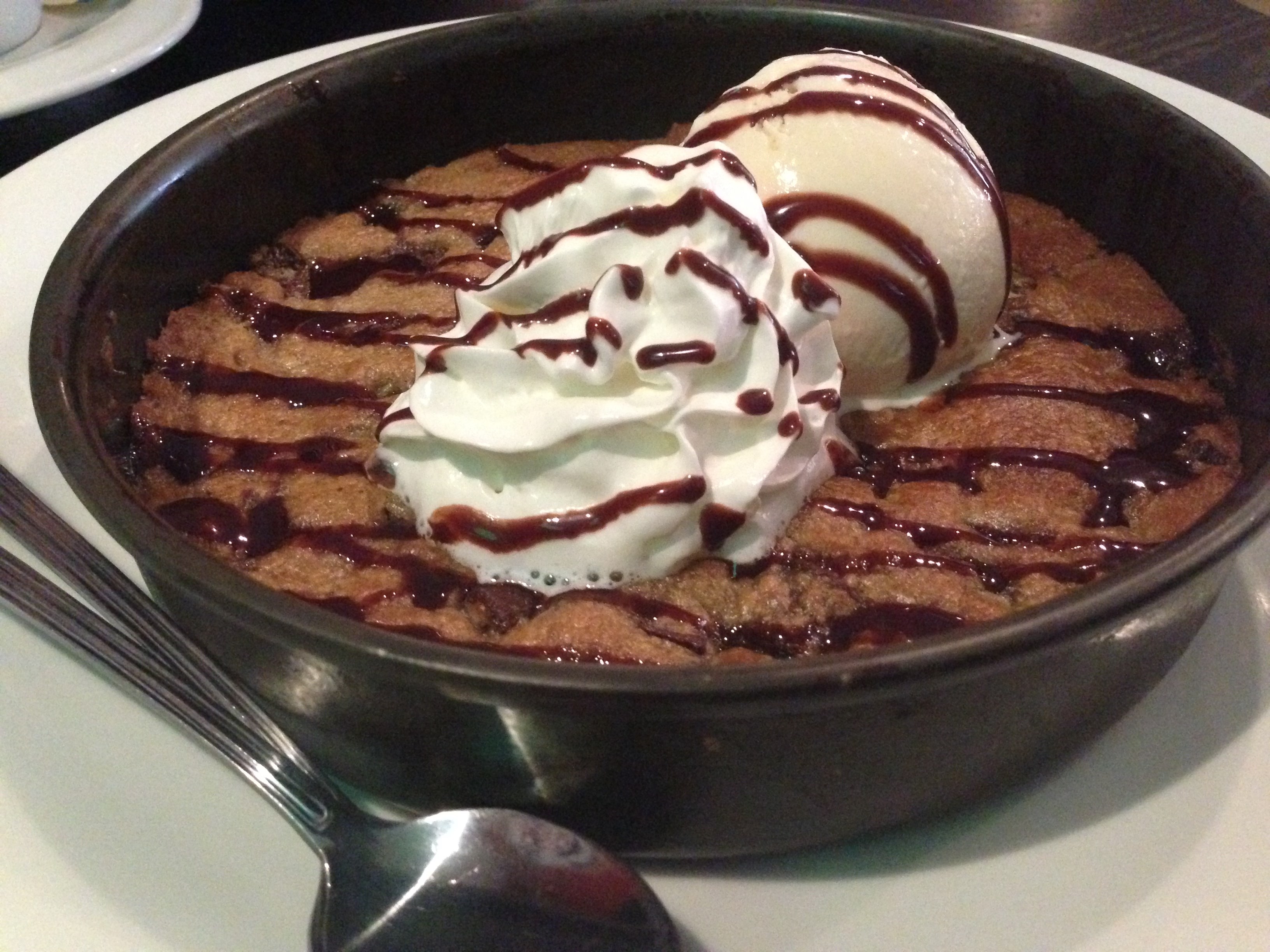 Uno Deep Dish Sundae
